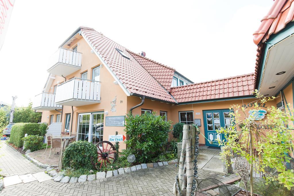 Hotel Garni Am Deich Zingst Bagian luar foto