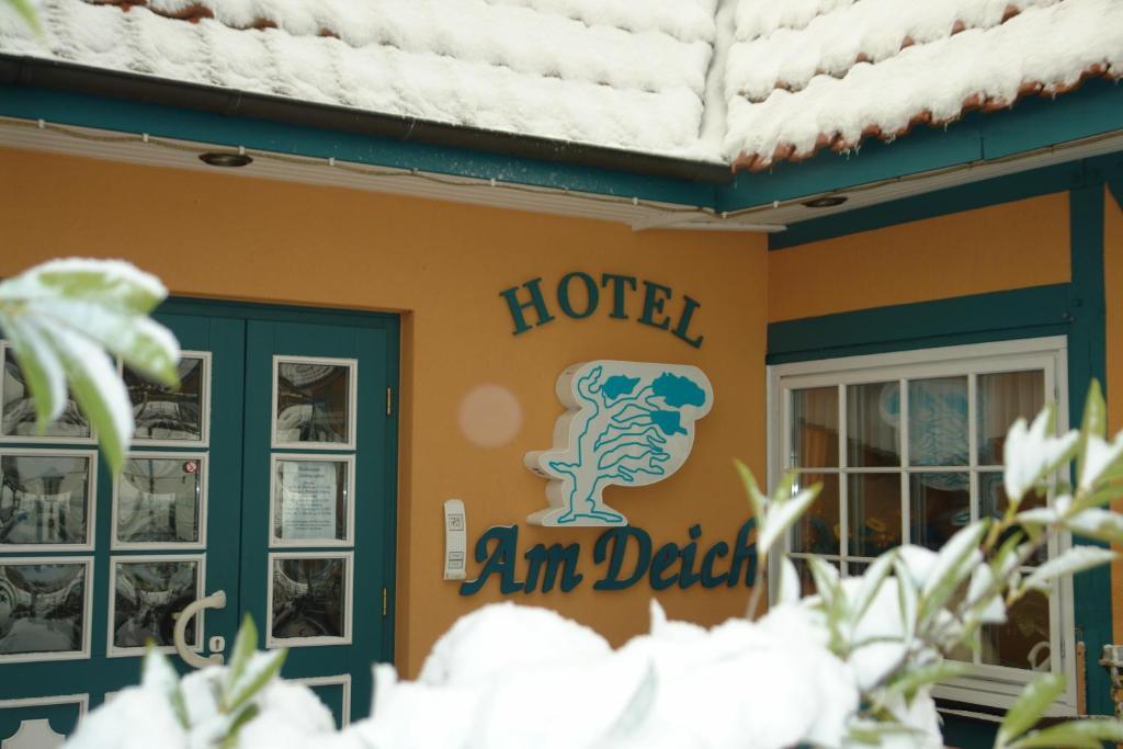 Hotel Garni Am Deich Zingst Bagian luar foto